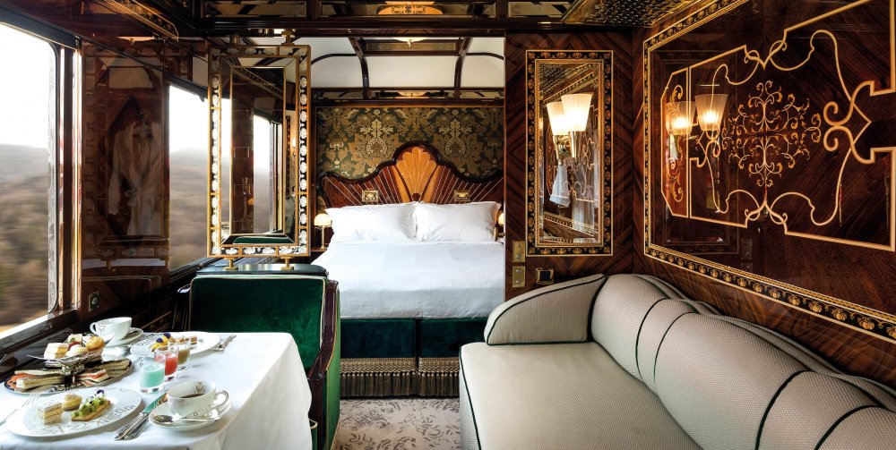 You are currently viewing Best Luxury Sleeper Trains in the world